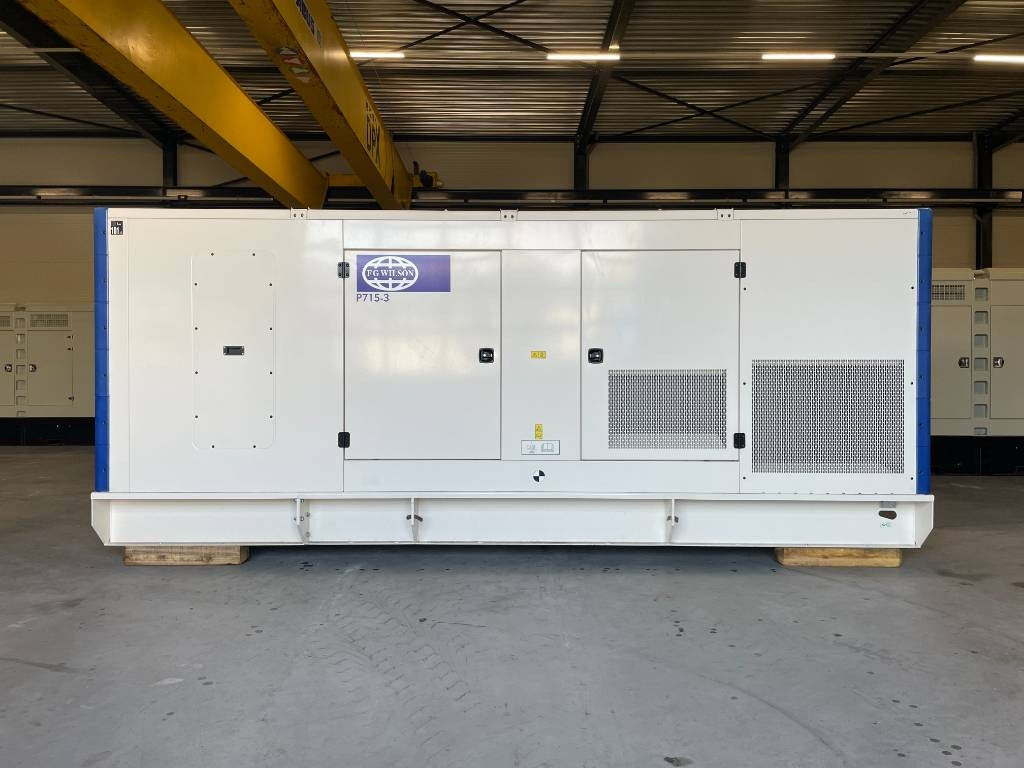 FG Wilson P715-3 - 715 kVA Genset - DPX-16023 - Βιομηχανική γεννήτρια: φωτογραφία 1 FG Wilson P715-3 - 715 kVA Genset - DPX-16023 - Βιομηχανική γεννήτρια: φωτογραφία 1