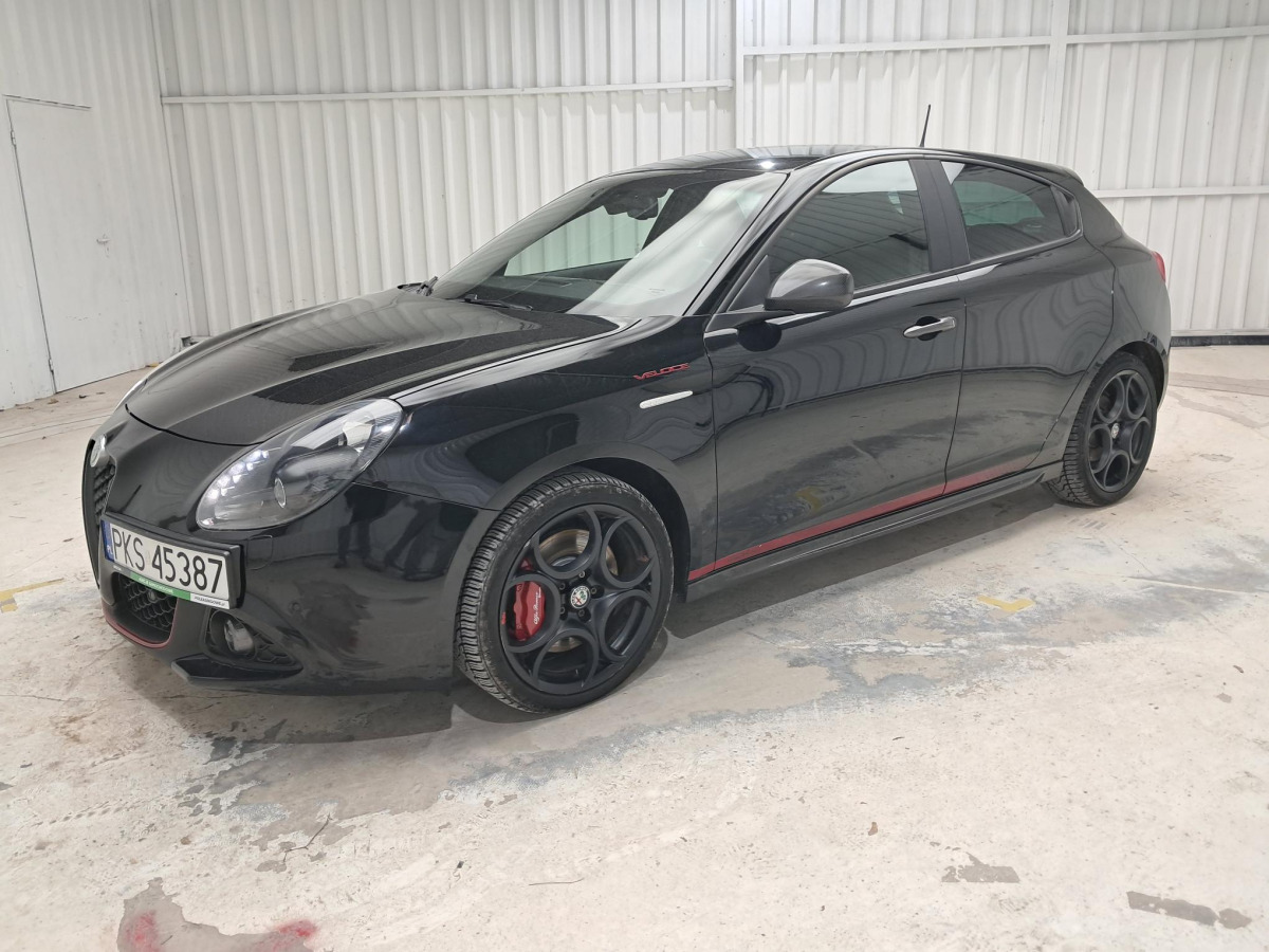 ALFA ROMEO ALFA GIULIETTA HATCHBACK - Αυτοκίνητο: φωτογραφία 2 ALFA ROMEO ALFA GIULIETTA HATCHBACK - Αυτοκίνητο: φωτογραφία 2