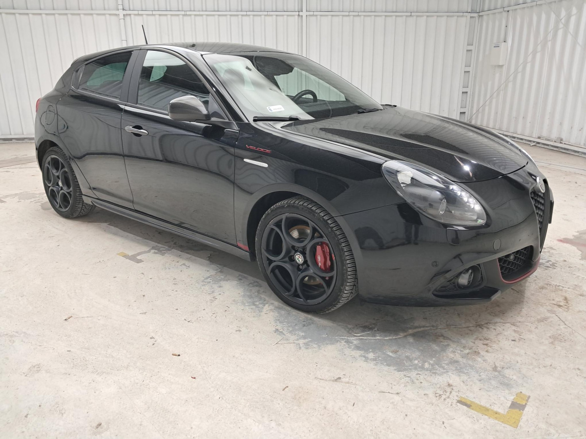 ALFA ROMEO ALFA GIULIETTA HATCHBACK - Αυτοκίνητο: φωτογραφία 1 ALFA ROMEO ALFA GIULIETTA HATCHBACK - Αυτοκίνητο: φωτογραφία 1