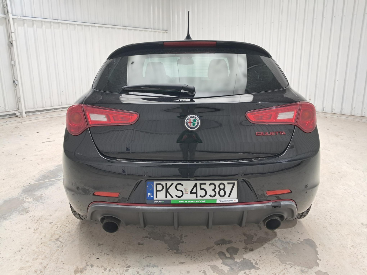 ALFA ROMEO ALFA GIULIETTA HATCHBACK - Αυτοκίνητο: φωτογραφία 4 ALFA ROMEO ALFA GIULIETTA HATCHBACK - Αυτοκίνητο: φωτογραφία 4