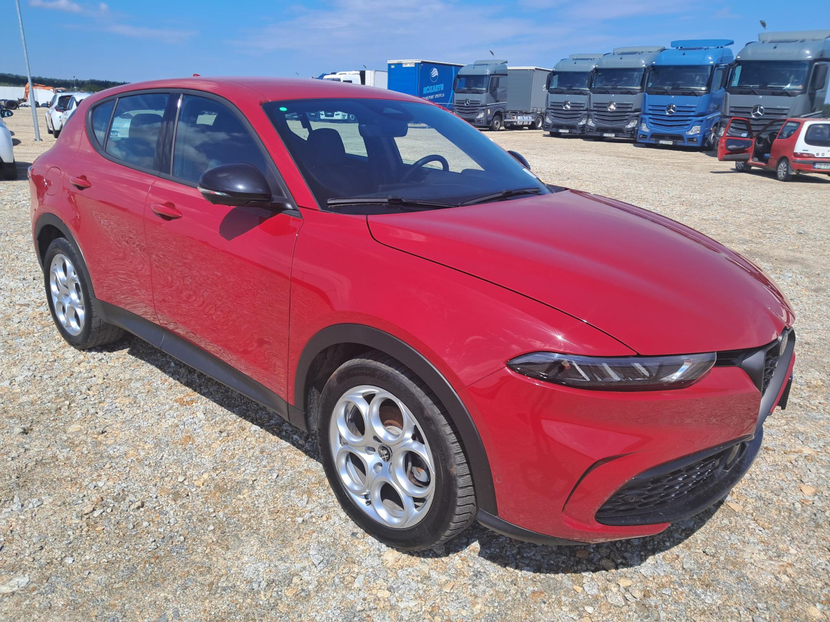 ALFA ROMEO TONALE SUV - SUV: φωτογραφία 1 ALFA ROMEO TONALE SUV - SUV: φωτογραφία 1