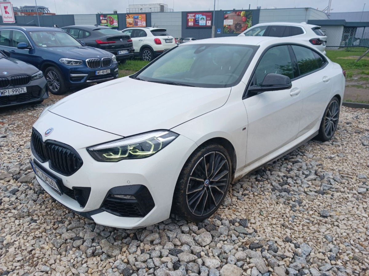BMW 218i M Sport SEDAN - Αυτοκίνητο: φωτογραφία 2 BMW 218i M Sport SEDAN - Αυτοκίνητο: φωτογραφία 2