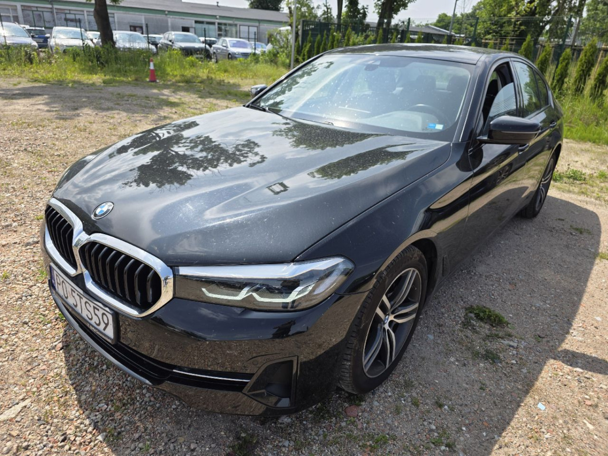 BMW 520i SEDAN - Λιμουζίνα/ Sedan: φωτογραφία 2 BMW 520i SEDAN - Λιμουζίνα/ Sedan: φωτογραφία 2
