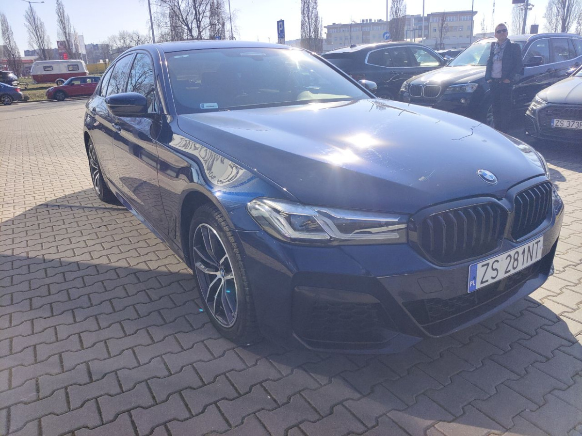 Αυτοκίνητο BMW 530e xDrive M Sport SEDAN: φωτογραφία 1
