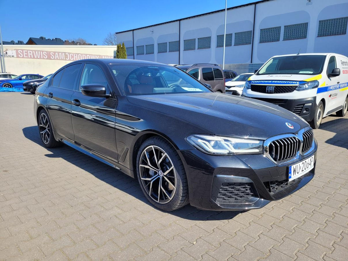 BMW 540D XDRIVE SEDAN - Λιμουζίνα/ Sedan: φωτογραφία 1 BMW 540D XDRIVE SEDAN - Λιμουζίνα/ Sedan: φωτογραφία 1