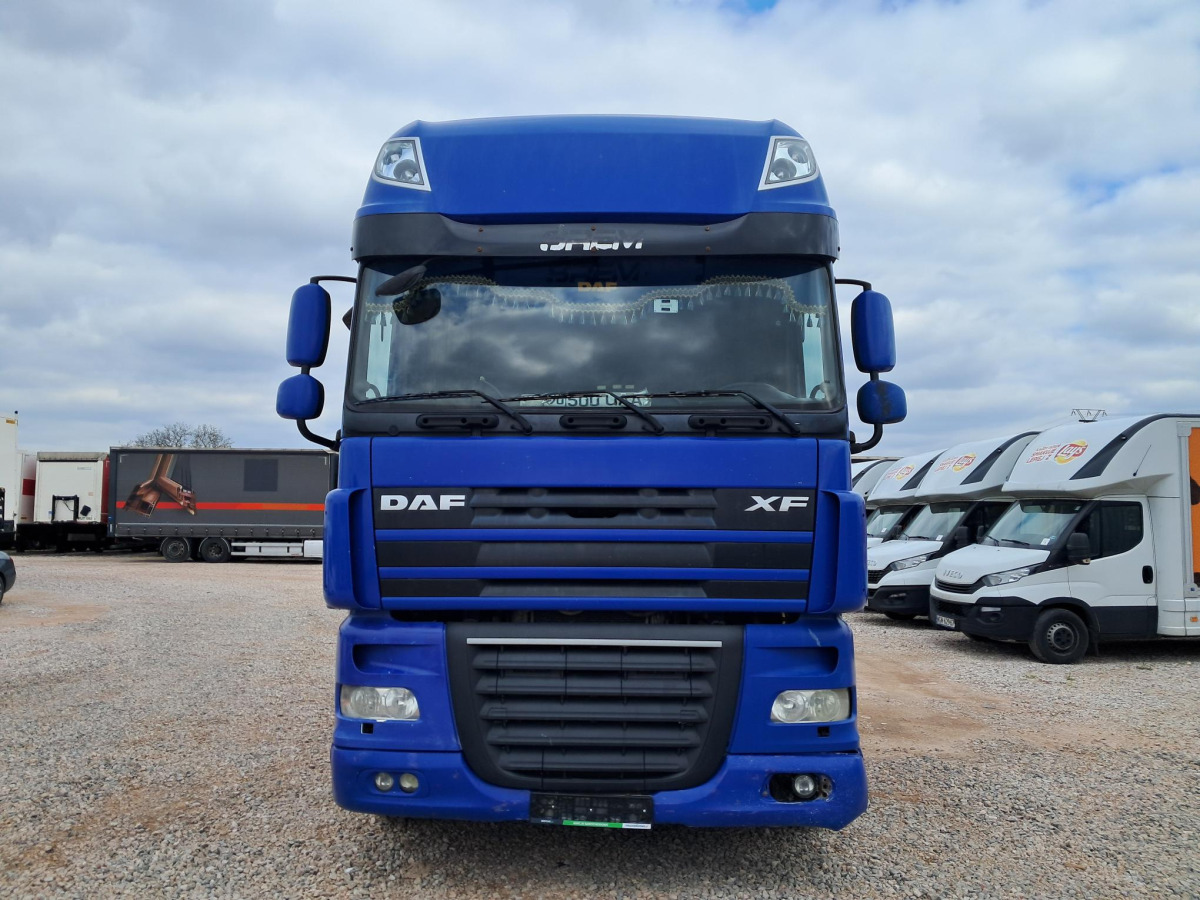 DAF XF CIĄGNIK SIODŁOWY - Τράκτορας: φωτογραφία 2 DAF XF CIĄGNIK SIODŁOWY - Τράκτορας: φωτογραφία 2