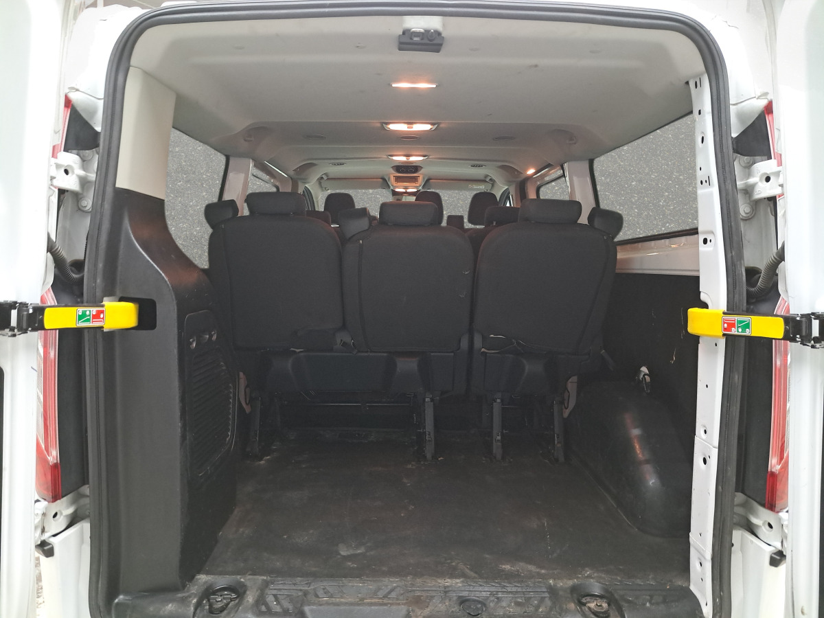 Βαν FORD TOURNEO CUSTOM VAN: φωτογραφία 15