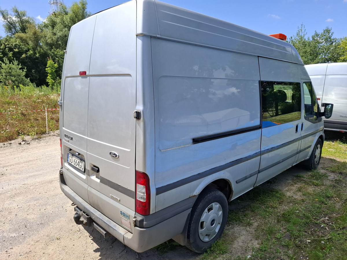 FORD TRANSIT BRYGADÓWKA - Διπλοκάμπινο ελαφρύ επαγγελματικό: φωτογραφία 3 FORD TRANSIT BRYGADÓWKA - Διπλοκάμπινο ελαφρύ επαγγελματικό: φωτογραφία 3