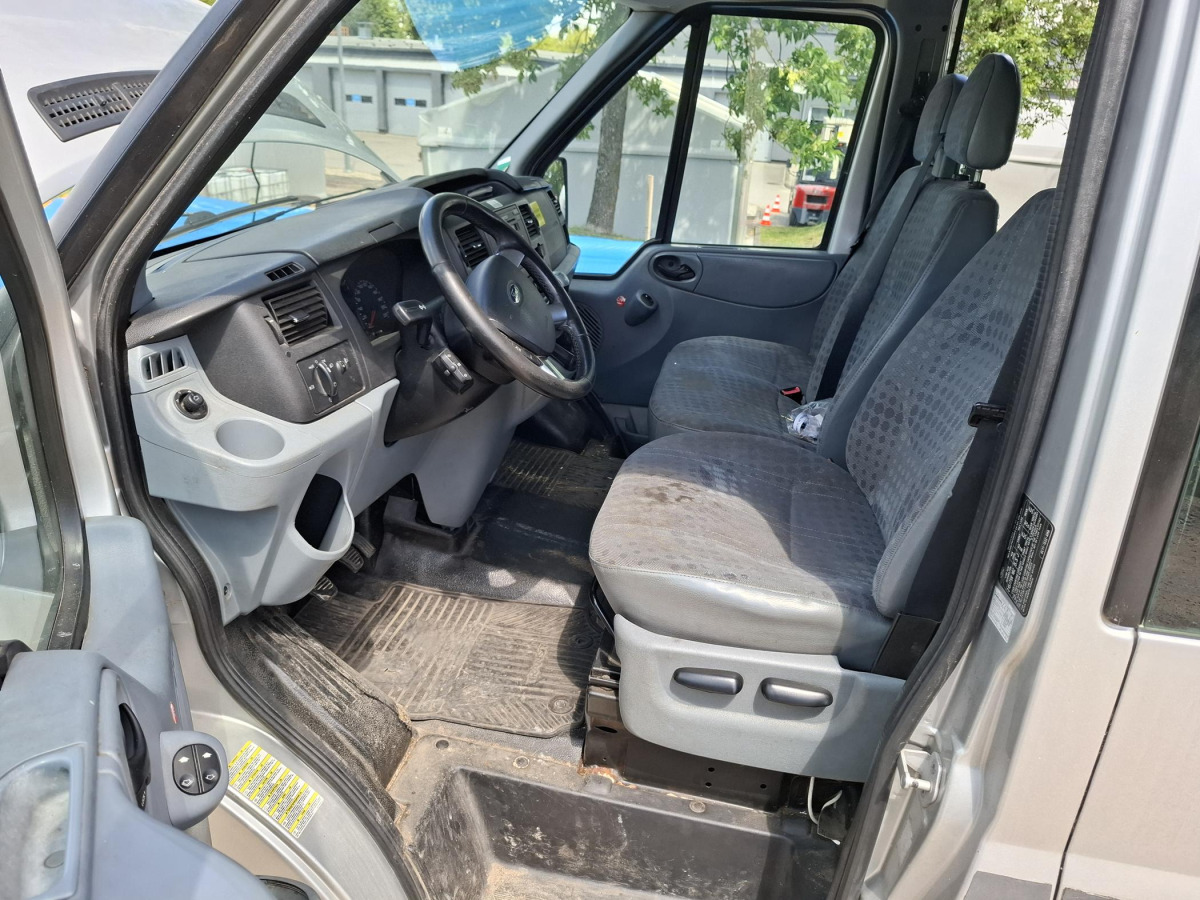 FORD TRANSIT BRYGADÓWKA - Διπλοκάμπινο ελαφρύ επαγγελματικό: φωτογραφία 5 FORD TRANSIT BRYGADÓWKA - Διπλοκάμπινο ελαφρύ επαγγελματικό: φωτογραφία 5