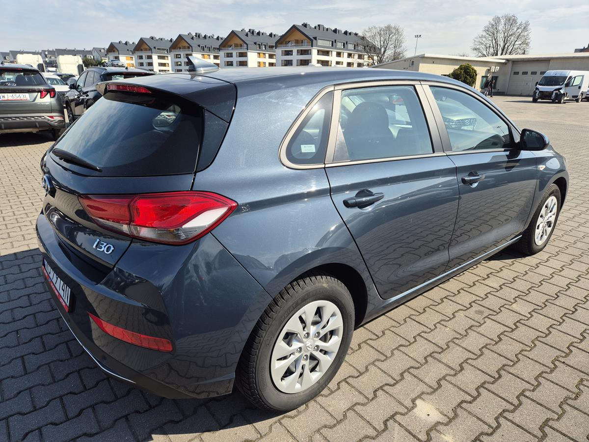HYUNDAI I30 HATCHBACK - Hatchback: φωτογραφία 4 HYUNDAI I30 HATCHBACK - Hatchback: φωτογραφία 4