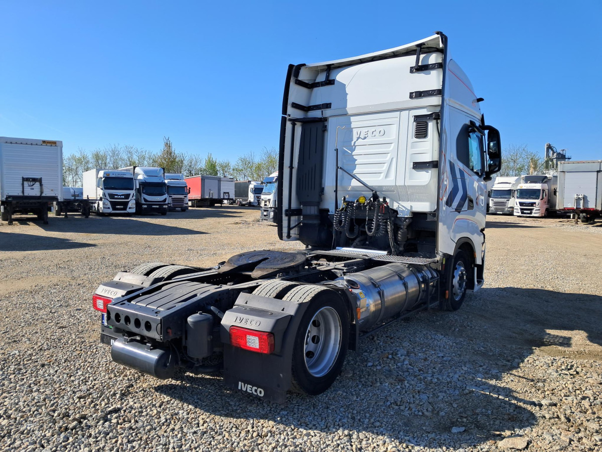 IVECO AS440ST/FP LT LNG CIĄGNIK SIODŁOWY - Τράκτορας: φωτογραφία 5 IVECO AS440ST/FP LT LNG CIĄGNIK SIODŁOWY - Τράκτορας: φωτογραφία 5
