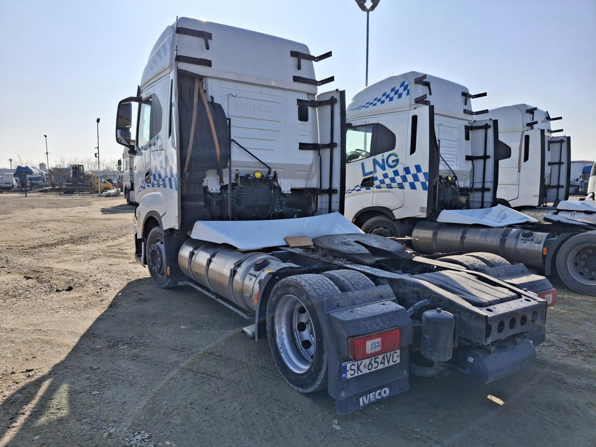 IVECO AS440ST/FP LT LNG CIĄGNIK SIODŁOWY - Τράκτορας: φωτογραφία 4 IVECO AS440ST/FP LT LNG CIĄGNIK SIODŁOWY - Τράκτορας: φωτογραφία 4