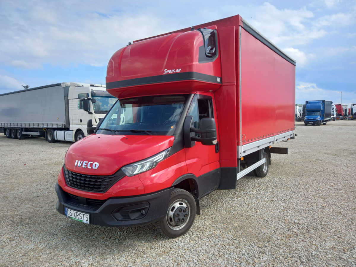 IVECO/JUSAM STANISŁAWJURKOWSKI 50C18/JU06 PLANDEKA - Επαγγελματικό αυτοκίνητο με μουσαμά: φωτογραφία 3 IVECO/JUSAM STANISŁAWJURKOWSKI 50C18/JU06 PLANDEKA - Επαγγελματικό αυτοκίνητο με μουσαμά: φωτογραφία 3