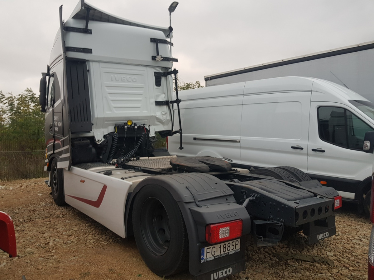 IVECO S-WAY CIĄGNIK SIODŁOWY - Τράκτορας: φωτογραφία 3 IVECO S-WAY CIĄGNIK SIODŁOWY - Τράκτορας: φωτογραφία 3