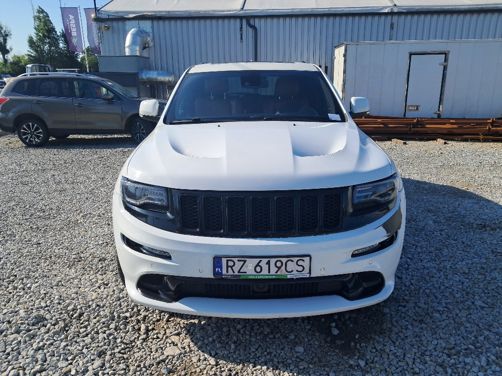 JEEP GRAND CHEROKEE SRT SUV - SUV: φωτογραφία 3 JEEP GRAND CHEROKEE SRT SUV - SUV: φωτογραφία 3