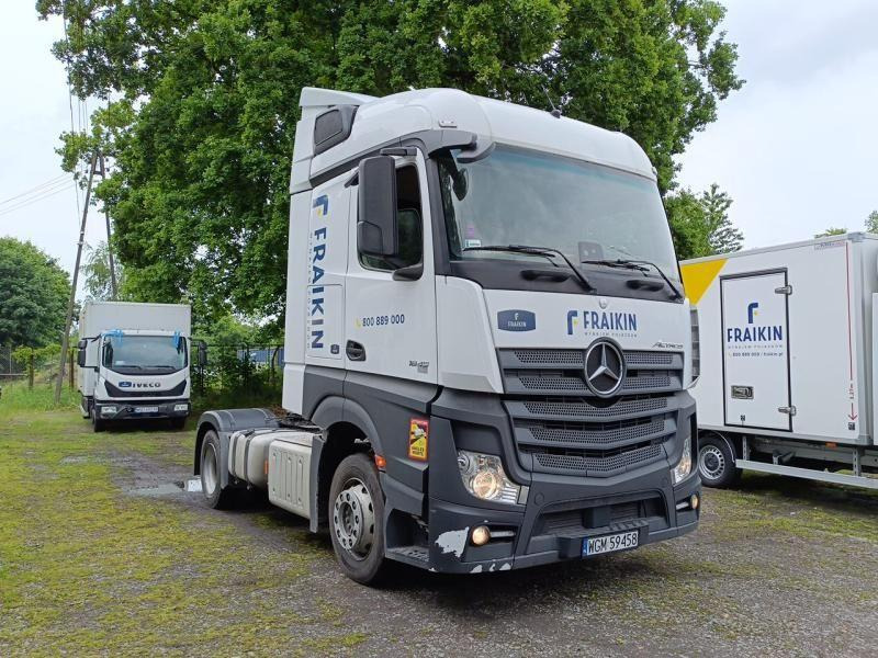 MERCEDES BENZ ACTROS CIĄGNIK SIODŁOWY - Τράκτορας: φωτογραφία 1 MERCEDES BENZ ACTROS CIĄGNIK SIODŁOWY - Τράκτορας: φωτογραφία 1