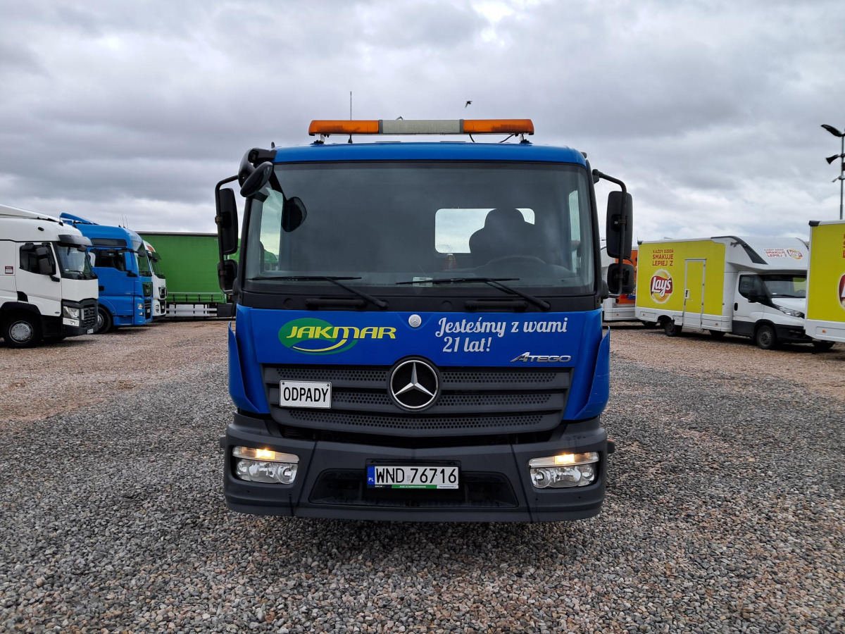 MERCEDES BENZ ATEGO HAKOWIEC - Φορτηγό φόρτωσης γάντζου: φωτογραφία 3 MERCEDES BENZ ATEGO HAKOWIEC - Φορτηγό φόρτωσης γάντζου: φωτογραφία 3