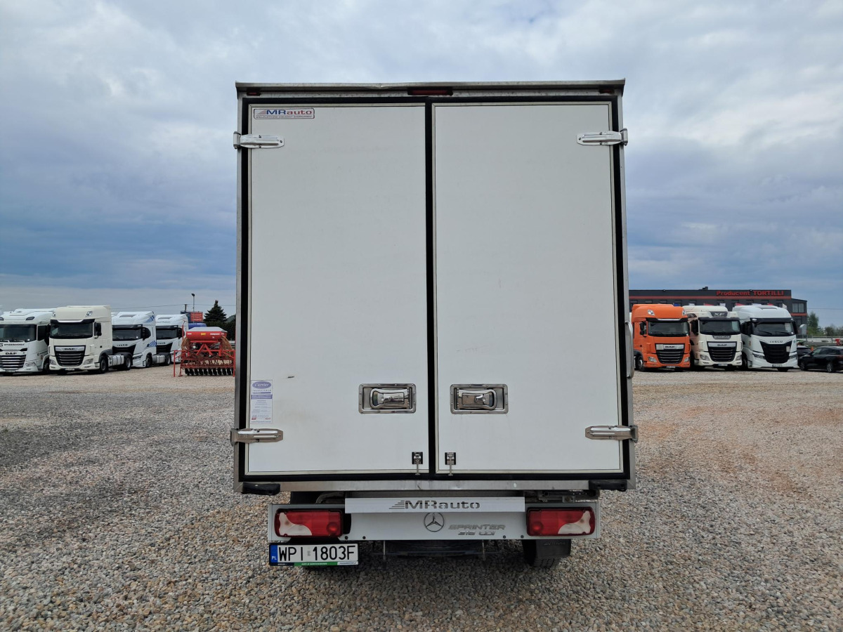MERCEDES BENZ SPRINTER CHŁODNIA/IZOTERMA - Επαγγελματικό αυτοκίνητο ψυγείο: φωτογραφία 5 MERCEDES BENZ SPRINTER CHŁODNIA/IZOTERMA - Επαγγελματικό αυτοκίνητο ψυγείο: φωτογραφία 5