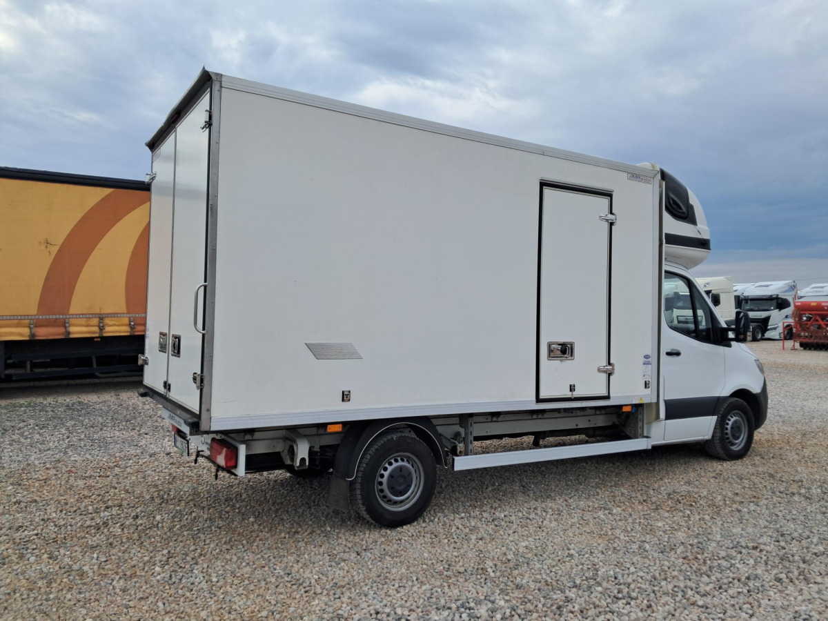 MERCEDES BENZ SPRINTER CHŁODNIA/IZOTERMA - Επαγγελματικό αυτοκίνητο ψυγείο: φωτογραφία 4 MERCEDES BENZ SPRINTER CHŁODNIA/IZOTERMA - Επαγγελματικό αυτοκίνητο ψυγείο: φωτογραφία 4