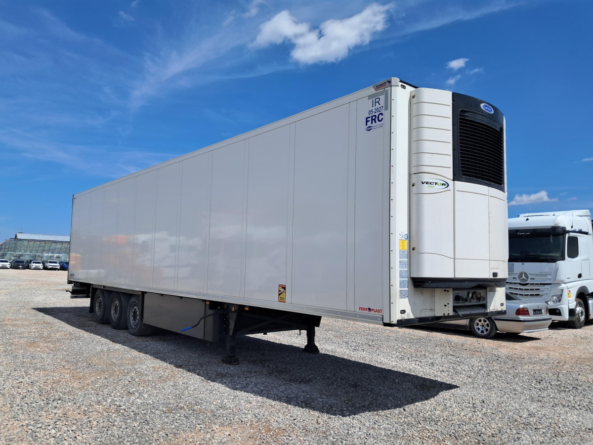 SCHMITZ CARGOBULL SKO 24/L-13.4 FP COOL V7 CHŁODNIA - Ρυμούλκα ψυγείο: φωτογραφία 1 SCHMITZ CARGOBULL SKO 24/L-13.4 FP COOL V7 CHŁODNIA - Ρυμούλκα ψυγείο: φωτογραφία 1
