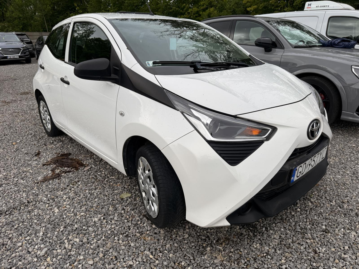 TOYOTA AYGO VVT-I 5H/B MT5 HATCHBACK - BRAK KLUCZYKÓW - Hatchback: φωτογραφία 3 TOYOTA AYGO VVT-I 5H/B MT5 HATCHBACK - BRAK KLUCZYKÓW - Hatchback: φωτογραφία 3