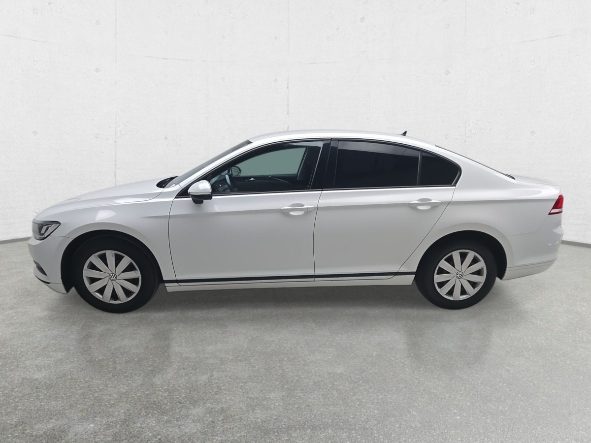 VOLKSWAGEN PASSAT SEDAN - Λιμουζίνα/ Sedan: φωτογραφία 5 VOLKSWAGEN PASSAT SEDAN - Λιμουζίνα/ Sedan: φωτογραφία 5