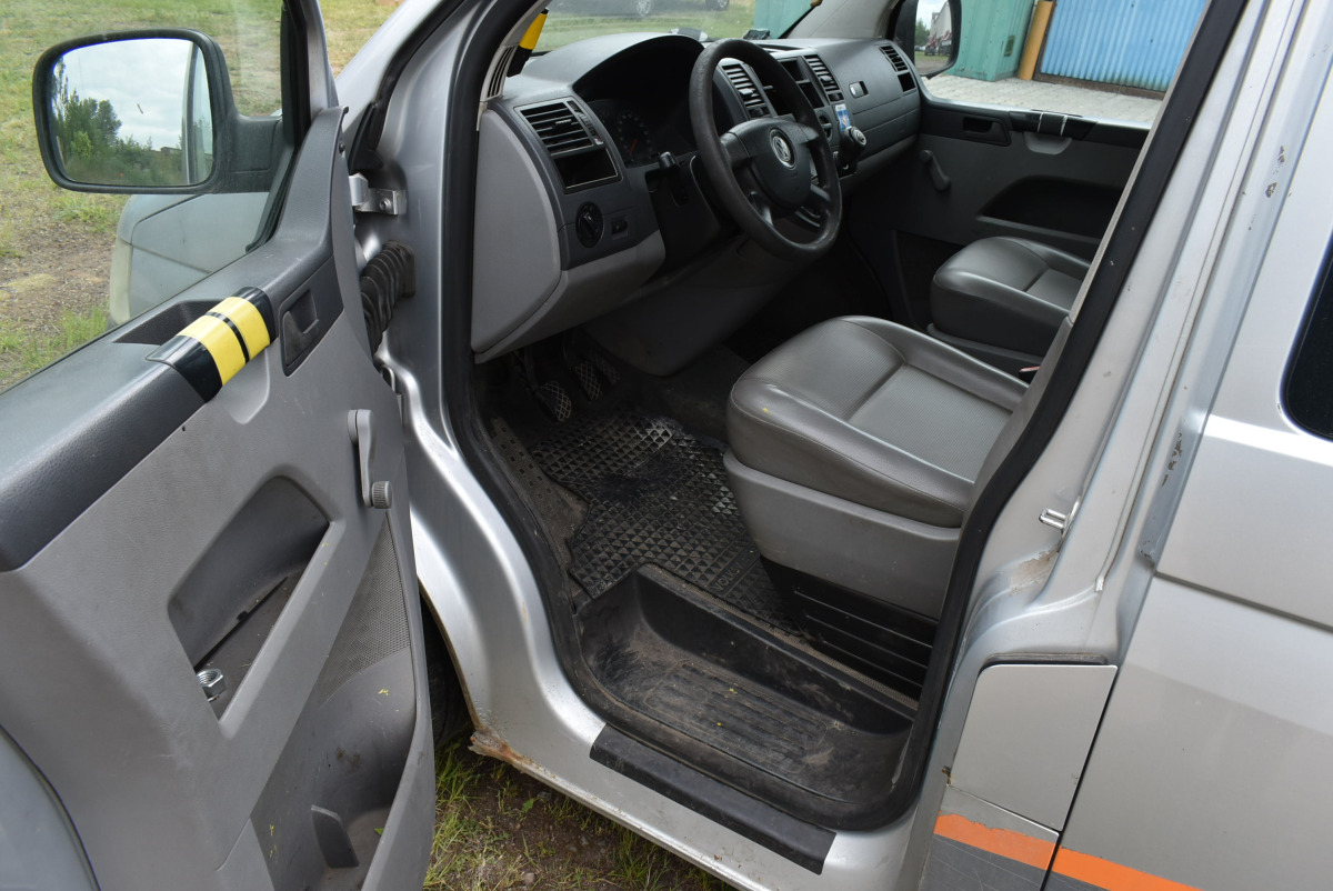 VOLKSWAGEN TRANSPORTER BRYGADÓWKA - Διπλοκάμπινο ελαφρύ επαγγελματικό: φωτογραφία 5 VOLKSWAGEN TRANSPORTER BRYGADÓWKA - Διπλοκάμπινο ελαφρύ επαγγελματικό: φωτογραφία 5