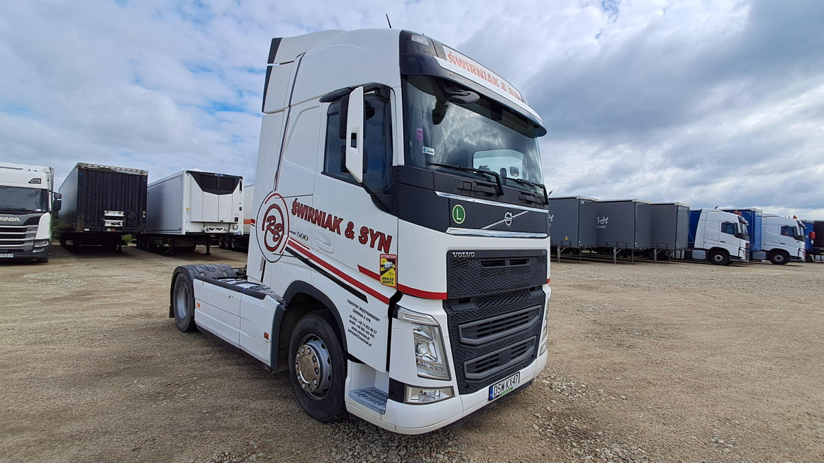 VOLVO FH CIĄGNIK SIODŁOWY - Τράκτορας: φωτογραφία 1 VOLVO FH CIĄGNIK SIODŁOWY - Τράκτορας: φωτογραφία 1