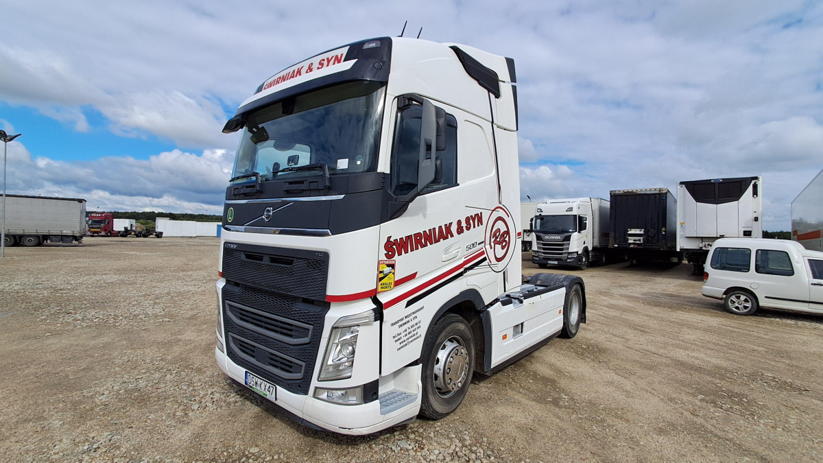 VOLVO FH CIĄGNIK SIODŁOWY - Τράκτορας: φωτογραφία 2 VOLVO FH CIĄGNIK SIODŁOWY - Τράκτορας: φωτογραφία 2