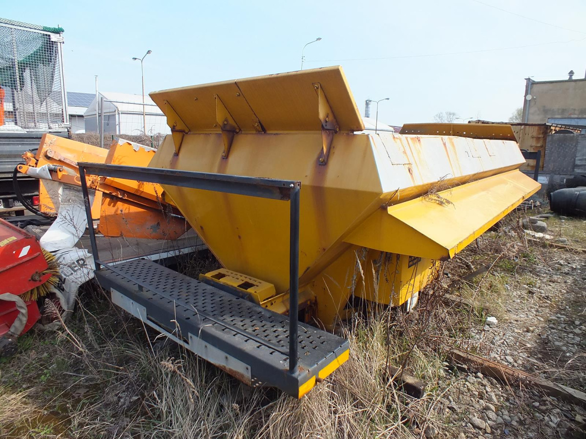 Zabudowa piaskarki ECON CMZCMCB - 2004 - 5m3 - Hydromotor - Αλατιέρα: φωτογραφία 4 Zabudowa piaskarki ECON CMZCMCB - 2004 - 5m3 - Hydromotor - Αλατιέρα: φωτογραφία 4
