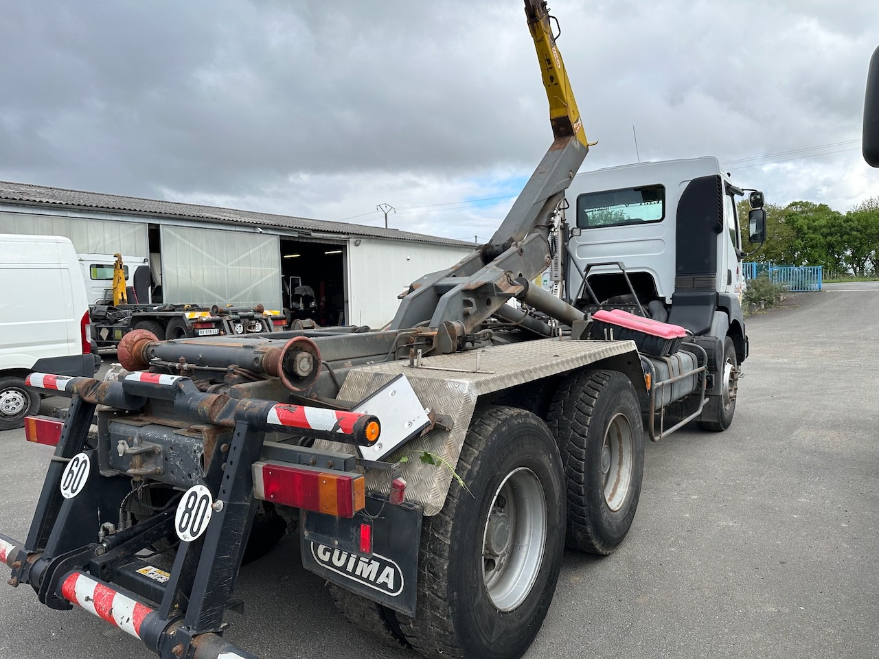 RENAULT KERAX 370 DCI - Φορτηγό φόρτωσης γάντζου: φωτογραφία 4 RENAULT KERAX 370 DCI - Φορτηγό φόρτωσης γάντζου: φωτογραφία 4