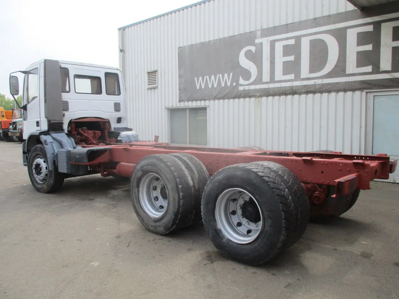 Iveco Eurotrakker 260 E 34 , Manual , 6x4 , Euro 2 - Φορτηγό σασί: φωτογραφία 5 Iveco Eurotrakker 260 E 34 , Manual , 6x4 , Euro 2 - Φορτηγό σασί: φωτογραφία 5