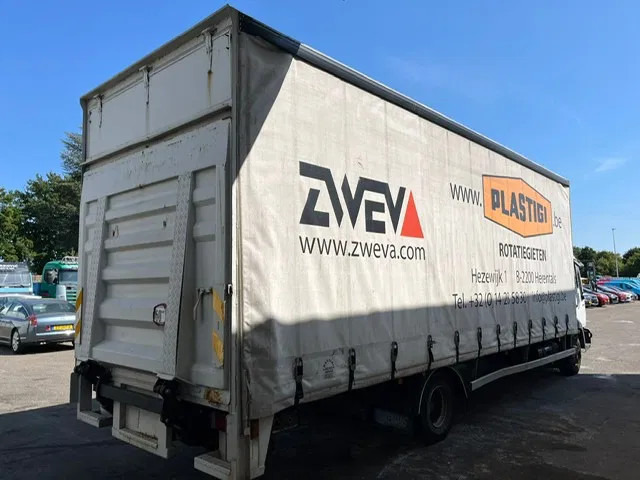 MAN LE 12 - 220C - Φορτηγό μουσαμάς: φωτογραφία 3 MAN LE 12 - 220C - Φορτηγό μουσαμάς: φωτογραφία 3