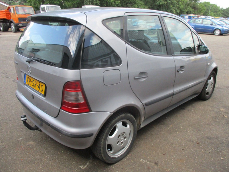 Mercedes-Benz A-Klasse A160 Elegance , Manual - Αυτοκίνητο: φωτογραφία 3 Mercedes-Benz A-Klasse A160 Elegance , Manual - Αυτοκίνητο: φωτογραφία 3