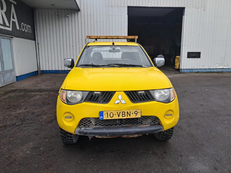 Mitsubishi L200 , 4x4 , 2.5 Di-D , Club cab - Αυτοκίνητο: φωτογραφία 5 Mitsubishi L200 , 4x4 , 2.5 Di-D , Club cab - Αυτοκίνητο: φωτογραφία 5
