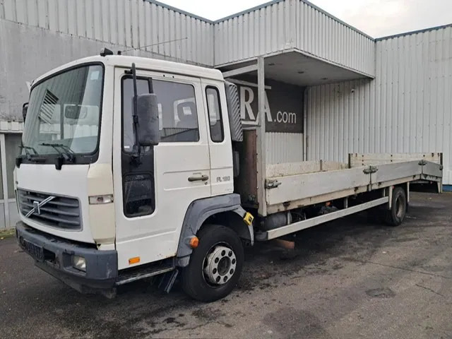 Volvo FL6-07 , Plateau / Car Transporter, Spring Suspension - Φορτηγό αυτοκινητάμαξα: φωτογραφία 1 Volvo FL6-07 , Plateau / Car Transporter, Spring Suspension - Φορτηγό αυτοκινητάμαξα: φωτογραφία 1