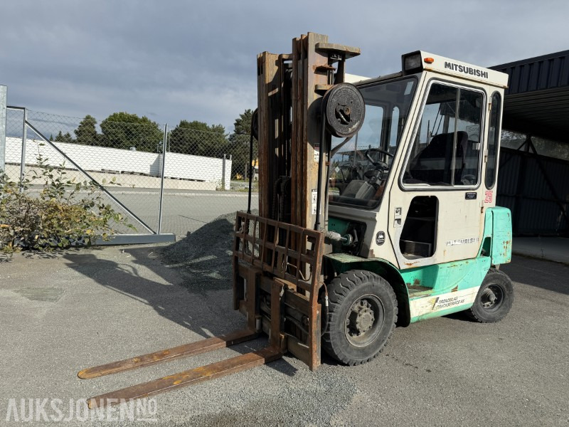 1993 Mitsubishi FD25 Gaffeltruck – 2,5 tonn - Ανυψωτικό μηχάνημα: φωτογραφία 1 1993 Mitsubishi FD25 Gaffeltruck – 2,5 tonn - Ανυψωτικό μηχάνημα: φωτογραφία 1