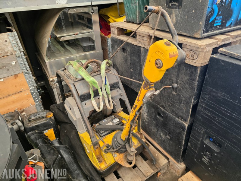 Εξοπλισμού κατασκευών 1994 Wacker neuson DPU6055 vibroplate: φωτογραφία 1