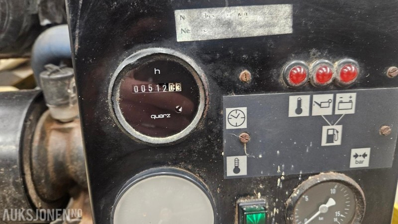 1995 Kaeser M 38 - Γεωτρύπανο: φωτογραφία 3 1995 Kaeser M 38 - Γεωτρύπανο: φωτογραφία 3