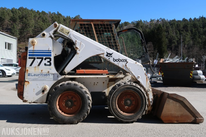 1997 Bobcat 773 Kompaktlaster / Mye utstyr / 1925 timer - Φορτωτής πλάγιας ολίσθησης: φωτογραφία 4 1997 Bobcat 773 Kompaktlaster / Mye utstyr / 1925 timer - Φορτωτής πλάγιας ολίσθησης: φωτογραφία 4