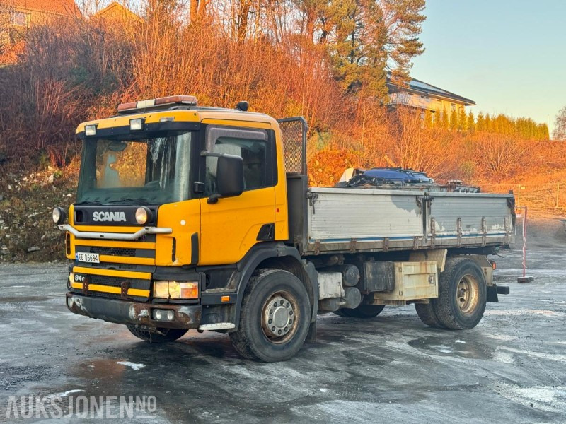 1998 Scania P-serie - 4x2 - Tippbil - Eu-godkjent til 08/26 - Km: 335523 - Φορτηγό ανατρεπόμενο: φωτογραφία 1 1998 Scania P-serie - 4x2 - Tippbil - Eu-godkjent til 08/26 - Km: 335523 - Φορτηγό ανατρεπόμενο: φωτογραφία 1