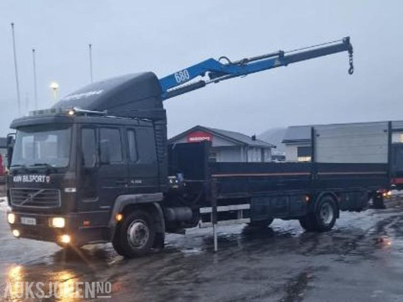 2001 Volvo FL6H EURO 3 Kranbilen m/ HMF kran - Φορτηγό με γερανό: φωτογραφία 1 2001 Volvo FL6H EURO 3 Kranbilen m/ HMF kran - Φορτηγό με γερανό: φωτογραφία 1