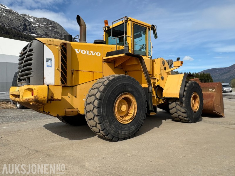 2002 Volvo L150E - 15 177 motortimer - leveres med ny sertifisering - Ελαστιχοφόρος φορτωτής: φωτογραφία 3 2002 Volvo L150E - 15 177 motortimer - leveres med ny sertifisering - Ελαστιχοφόρος φορτωτής: φωτογραφία 3