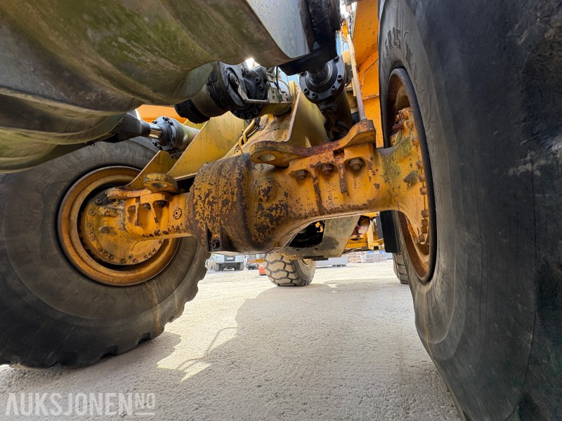 Ελαστιχοφόρος φορτωτής 2002 Volvo L150E - 15 177 motortimer - leveres med ny sertifisering: φωτογραφία 16