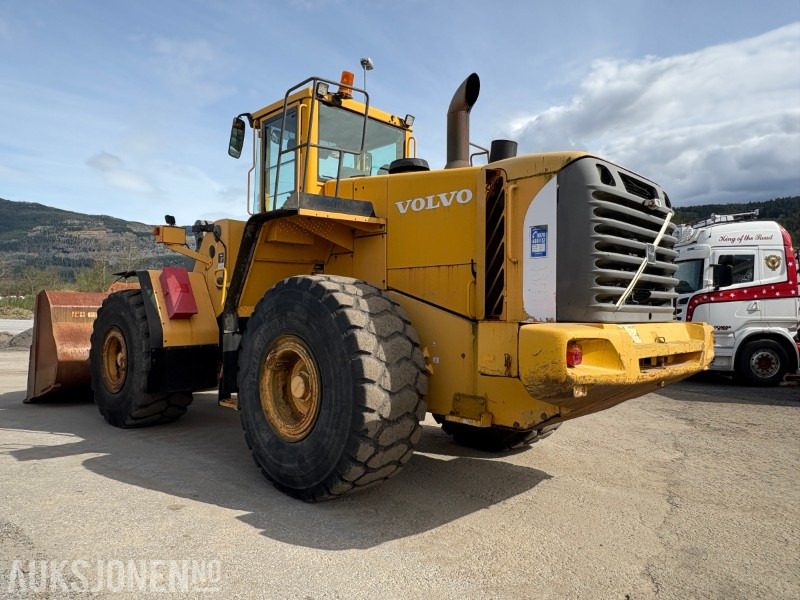 2002 Volvo L150E - 15 177 motortimer - leveres med ny sertifisering - Ελαστιχοφόρος φορτωτής: φωτογραφία 4 2002 Volvo L150E - 15 177 motortimer - leveres med ny sertifisering - Ελαστιχοφόρος φορτωτής: φωτογραφία 4