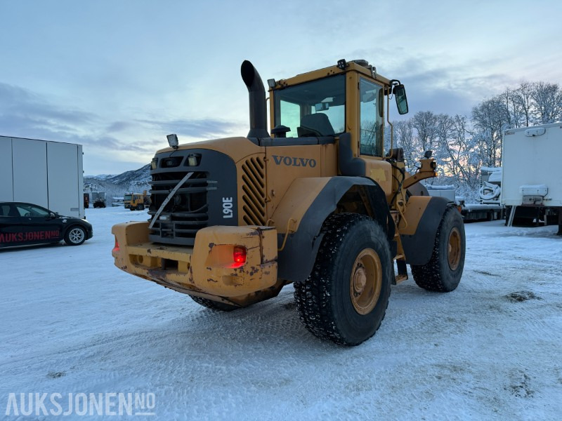 2004 Volvo L90E - Sentralsmøring - Ny motor - Ελαστιχοφόρος φορτωτής: φωτογραφία 5 2004 Volvo L90E - Sentralsmøring - Ny motor - Ελαστιχοφόρος φορτωτής: φωτογραφία 5