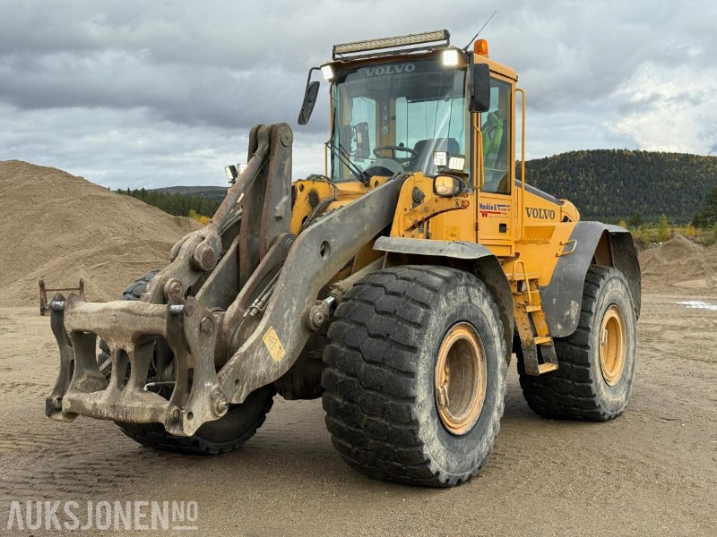 2006 Volvo L120E - Sentralsmøring - 14887 timer - Ελαστιχοφόρος φορτωτής: φωτογραφία 1 2006 Volvo L120E - Sentralsmøring - 14887 timer - Ελαστιχοφόρος φορτωτής: φωτογραφία 1