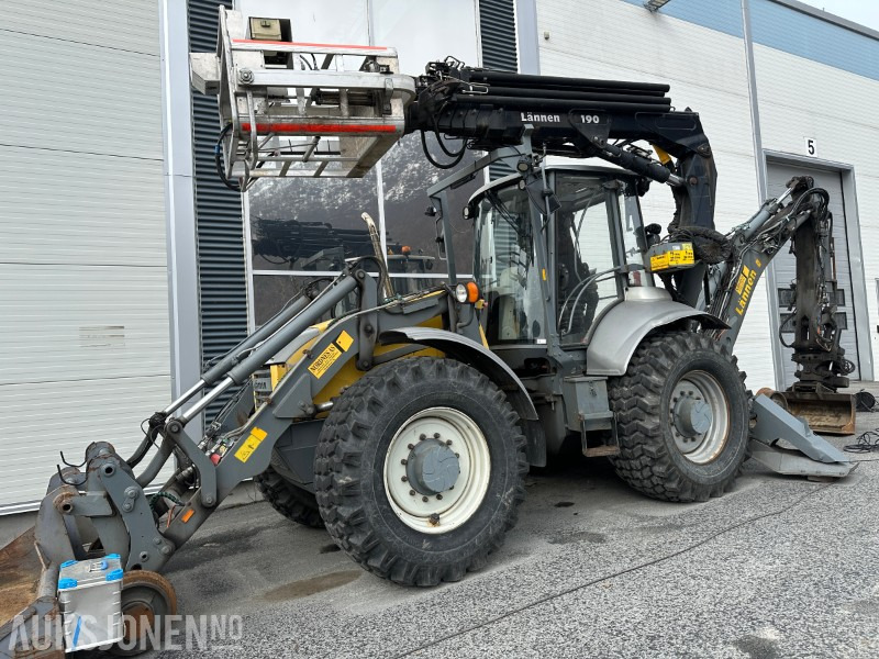 2007 8600E LÄNNEN SKINNE/VEI GRAVELASTER M/PERSONLIFT, RAMMESTYRT - JERNBANE MASKIN - Φορτωτής εκσκαφέας: φωτογραφία 1 2007 8600E LÄNNEN SKINNE/VEI GRAVELASTER M/PERSONLIFT, RAMMESTYRT - JERNBANE MASKIN - Φορτωτής εκσκαφέας: φωτογραφία 1