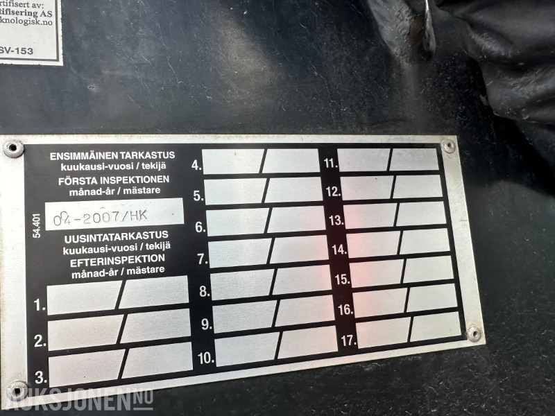 2007 8600E LÄNNEN SKINNE/VEI GRAVELASTER M/PERSONLIFT, RAMMESTYRT - JERNBANE MASKIN - Φορτωτής εκσκαφέας: φωτογραφία 3 2007 8600E LÄNNEN SKINNE/VEI GRAVELASTER M/PERSONLIFT, RAMMESTYRT - JERNBANE MASKIN - Φορτωτής εκσκαφέας: φωτογραφία 3