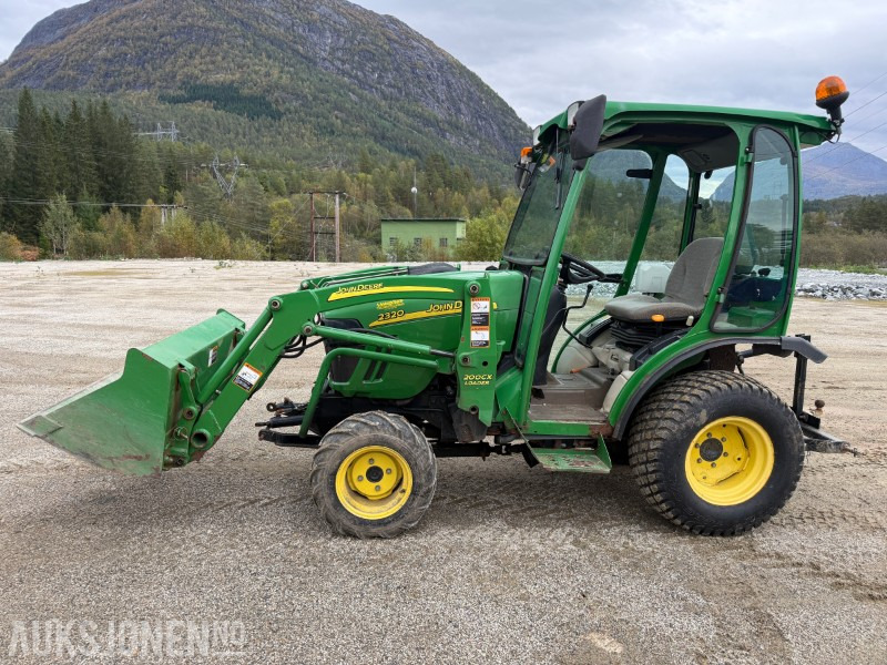 2007 John Deere 2320 Minitraktor / Kompakttraktor 2316 timer. Mykje ekstrautstyr - Τρακτέρ: φωτογραφία 2 2007 John Deere 2320 Minitraktor / Kompakttraktor 2316 timer. Mykje ekstrautstyr - Τρακτέρ: φωτογραφία 2